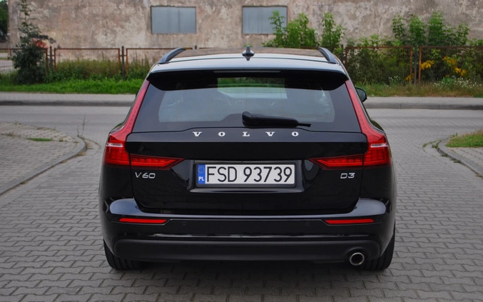 Volvo V60 cena 99900 przebieg: 105000, rok produkcji 2019 z Drezdenko małe 781